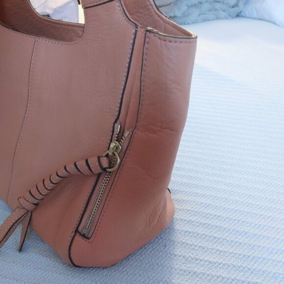 Vince Camuto Cory Hobo Leather Purse Handbag Southwest Style Peach/Coral/Mango - Picture 7 of 11